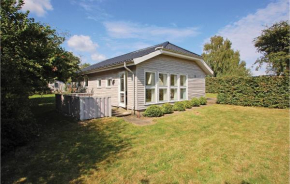 Amazing Home In Haderslev With Kitchen, Årøsund